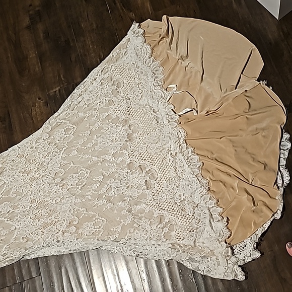 STUNNING CHRISTINA WU PRIVATE TAN/LACE  FITTED WEDDING DRESS 18143 - Picture 5 of 16